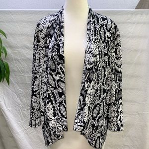 Alberto Makali Black/White open front blazer